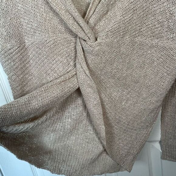 Moon & Madison Sz L Tan Twist Back Sweater Vneck - Picture 12 of 12